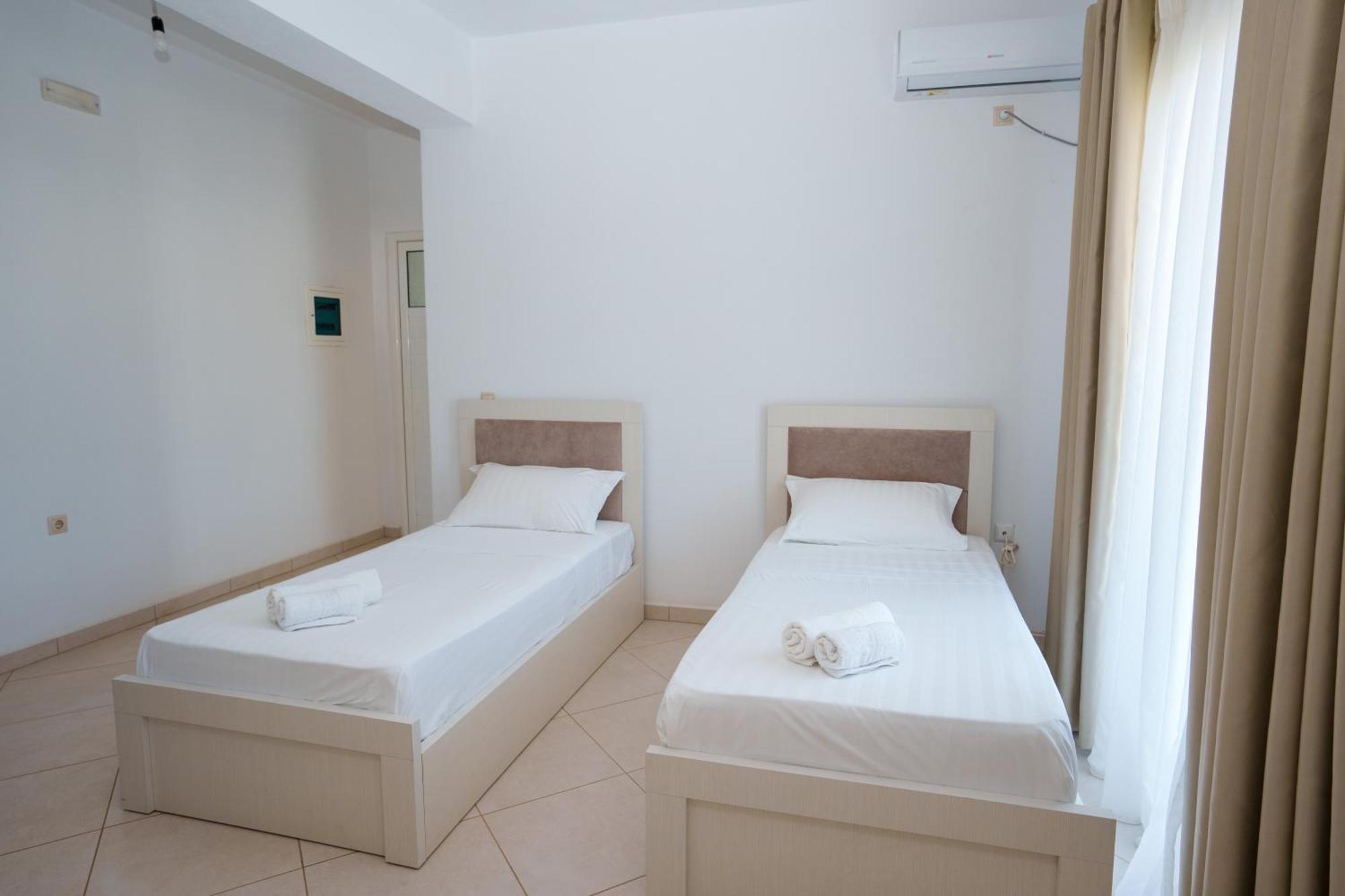 Near The Sea Apartments Nano Ksamil Exterior foto
